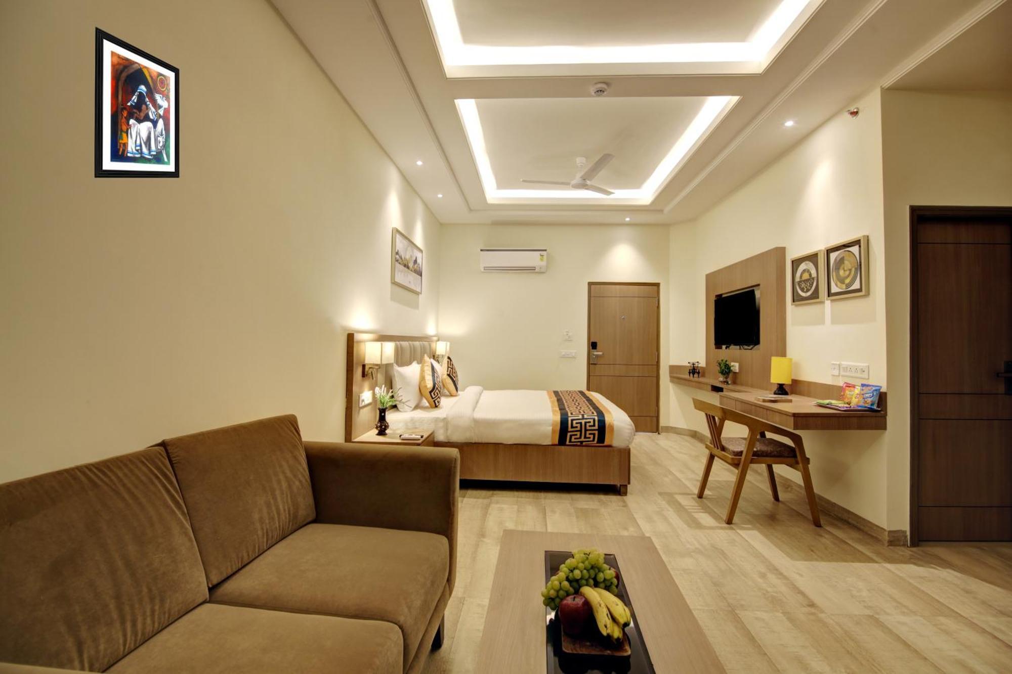 Hotel City Lite Near Igi Airport Ню Делхи Екстериор снимка