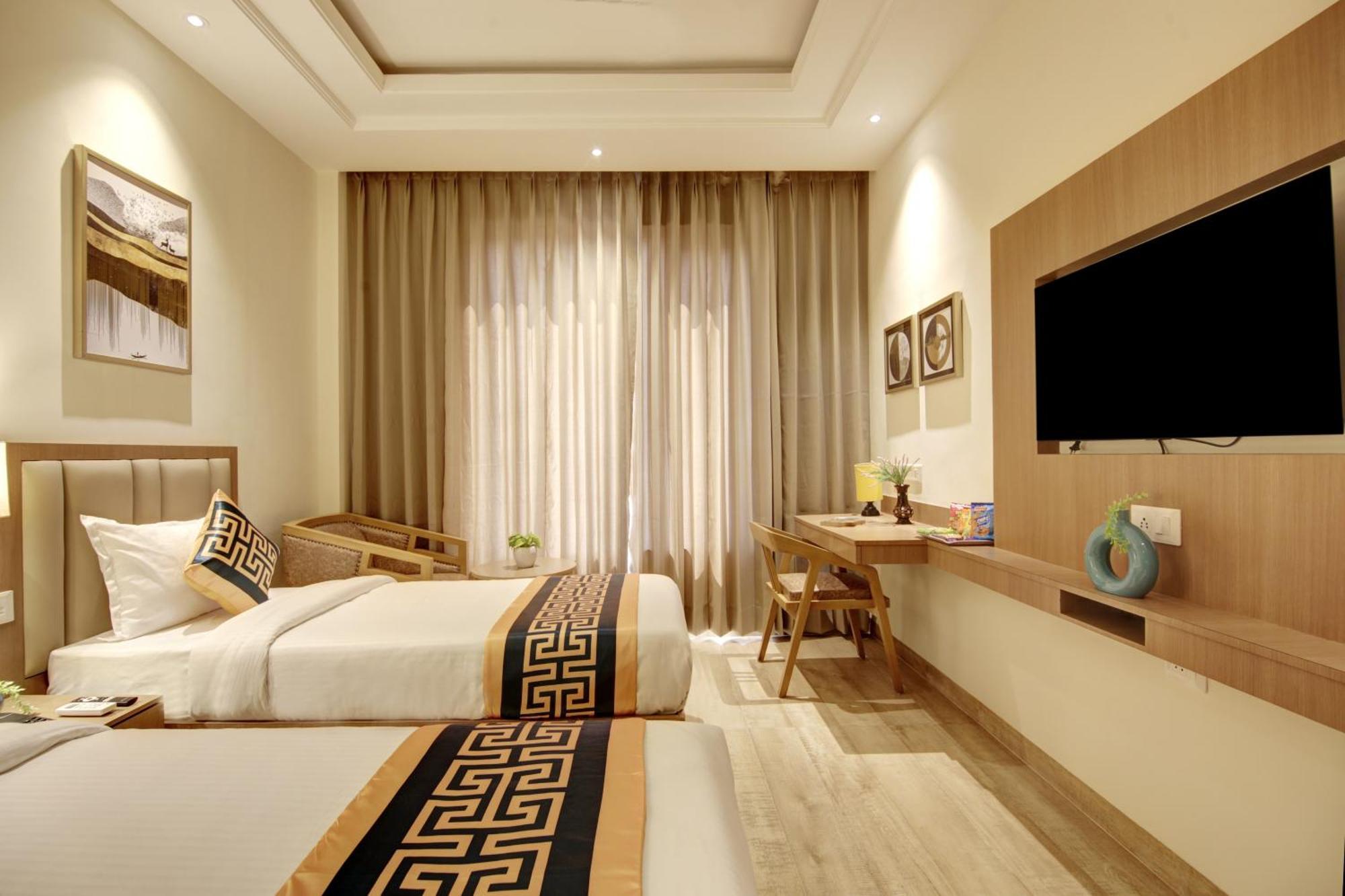 Hotel City Lite Near Igi Airport Ню Делхи Екстериор снимка