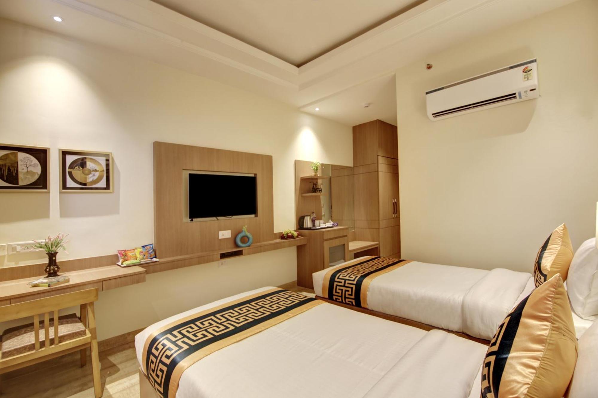 Hotel City Lite Near Igi Airport Ню Делхи Екстериор снимка