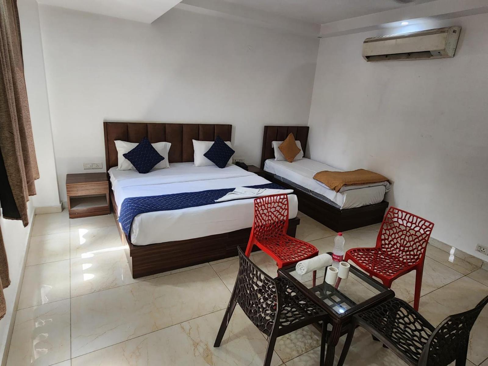 Hotel City Lite Near Igi Airport Ню Делхи Екстериор снимка